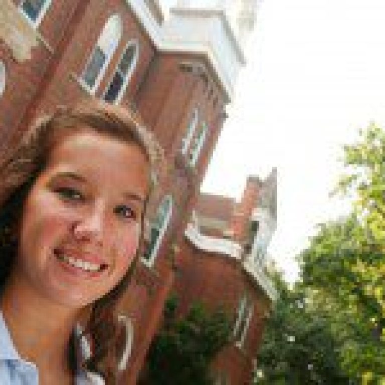 college student 200x150 1